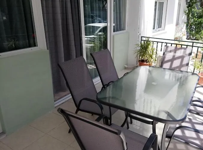 Jk's Kardamaina شقة